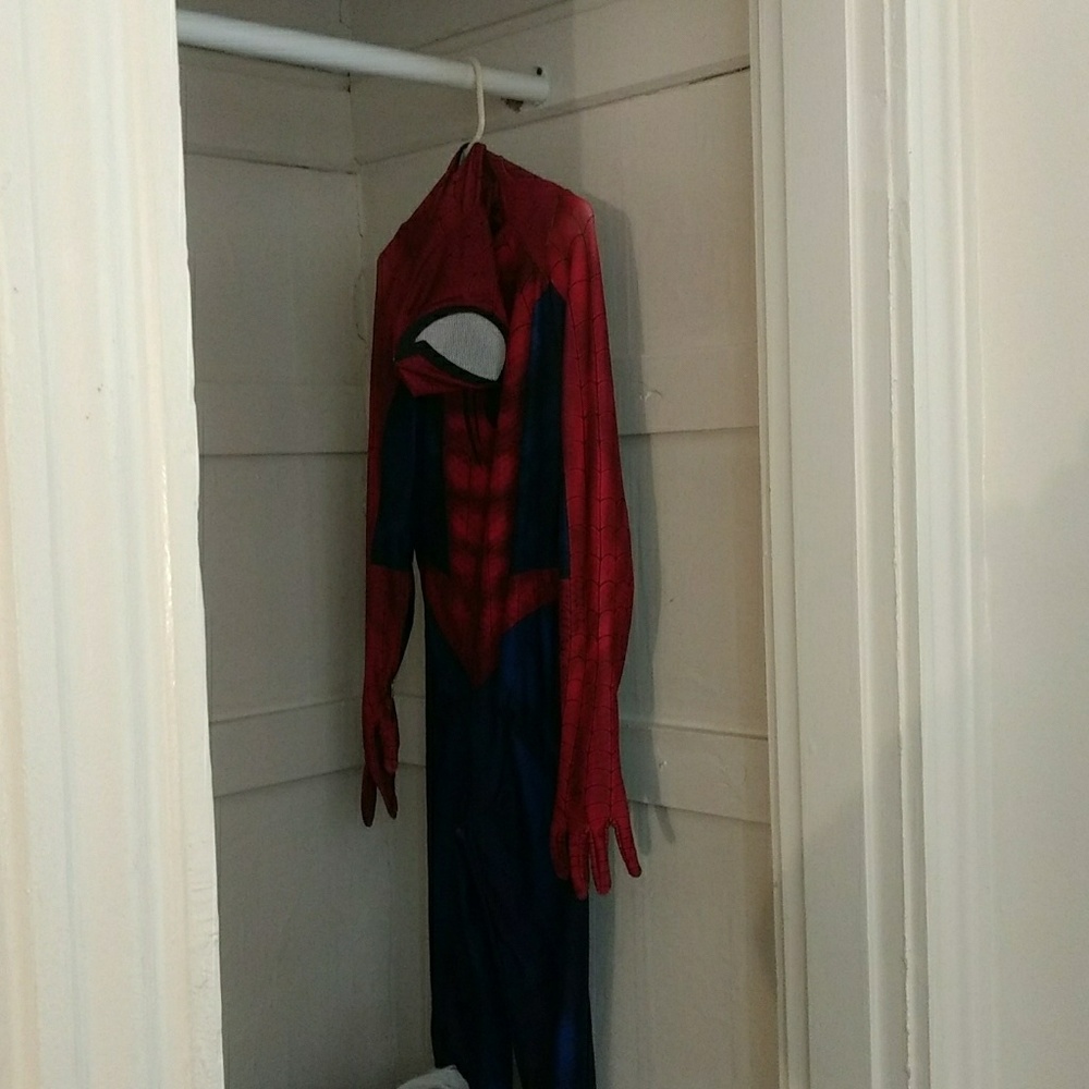 Classic Spidey suit